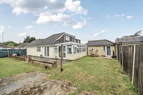 3 bedroom bungalow for sale, Herlwyn Avenue, Ruislip