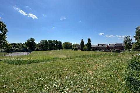 45 Gilbert Close, London, SE18 4PT
