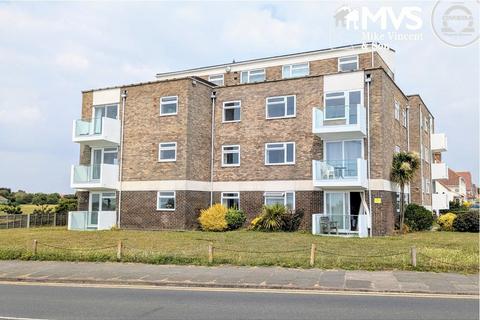 2 bedroom flat for sale, Lyndhaven Court, Lyndhurst Road, Holland-on-Sea