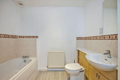 12 Lochend Close, Edinburgh, EH8 8BL