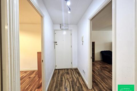 2 bedroom ground floor flat to rent, Vanderville Gardens, East Finchley, N2
