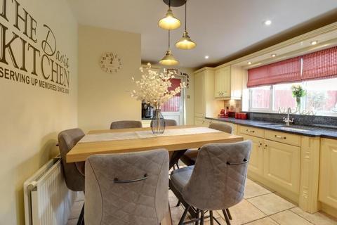 undefined, Sparrow Drive, Stevenage SG2