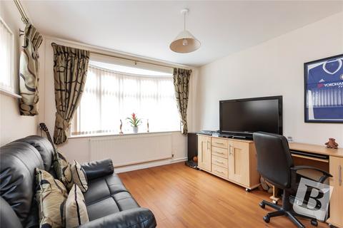 3 bedroom detached house for sale, Great Nelmes Chase, Emerson Park, RM11