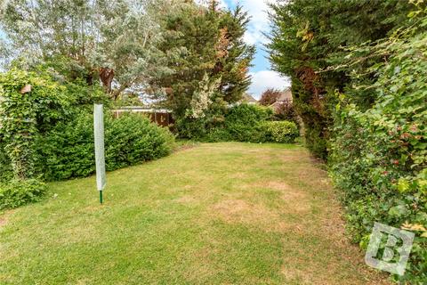 5 Great Nelmes Chase, Hornchurch, RM11 2PS