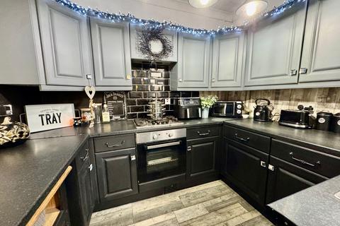 undefined, Lower Viaduct Terrace, Crumlin, NP11