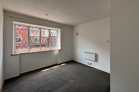 1 bedroom flat for sale, 5 Walpole Buildings, Church Street, Rickmansworth, Hertfordshire, WD3 1BU