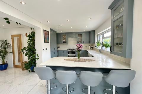 43 Candlemas Mead, Beaconsfield, HP9 1AP