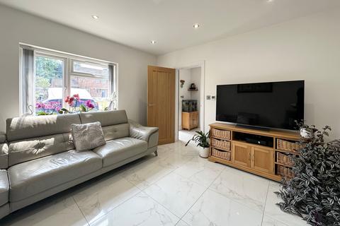 43 Candlemas Mead, Beaconsfield, HP9 1AP