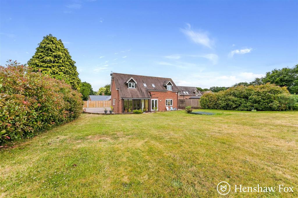 Sketch Ph16 6004298 - Copy.jpg