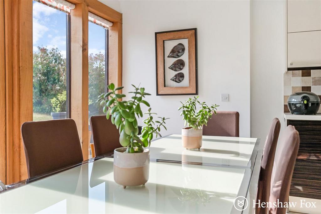 Sketch Ph76 6004363 - Copy.jpg