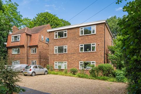 undefined, Buckingham Road, Hampton TW12
