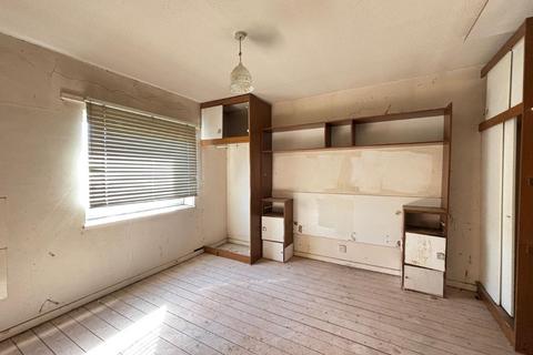 2 bedroom property with land for sale, 44 Whitley Close, Stanwell, Staines-upon-Thames, Middlesex, TW19 7EZ