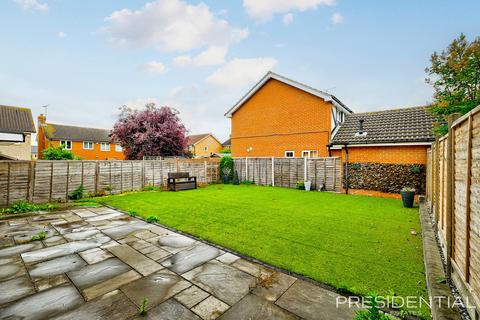 3 Kestrel Road, Waltham Abbey, EN9 3NB