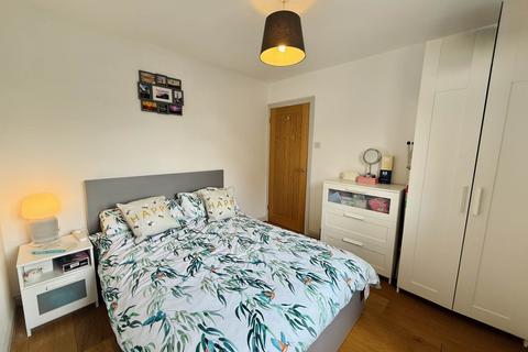 18 Evenlode Drive, Didcot, OX11 7XG
