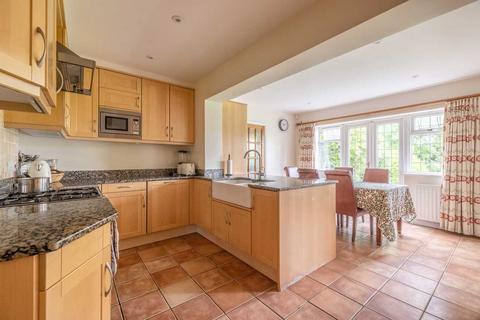 undefined, Ellis Avenue, Chalfont St Peter SL9