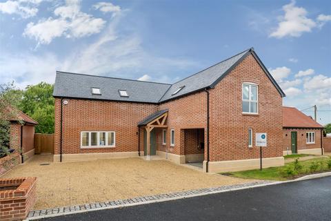 4 bedroom detached house for sale, Aubreys Yard, Poulshot