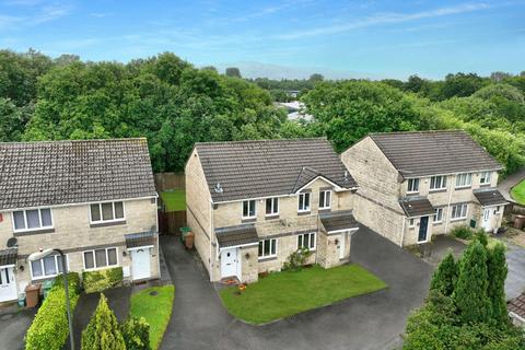 2 bedroom semi-detached house for sale