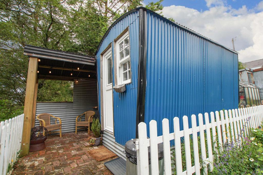 Shepherd's Hut