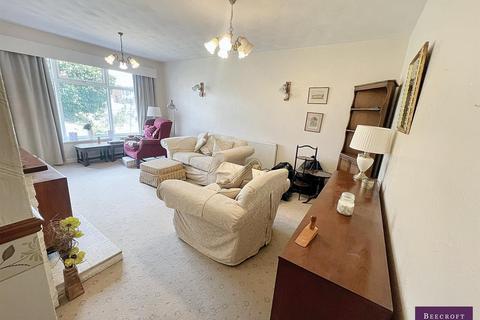 4 bedroom semi-detached bungalow for sale, Glenmore Rise, Wombwell, Barnsley