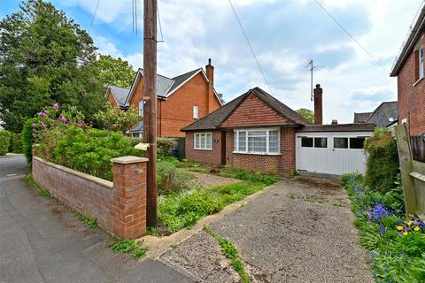 8 Cromwell Gardens, Marlow, SL7 1BG