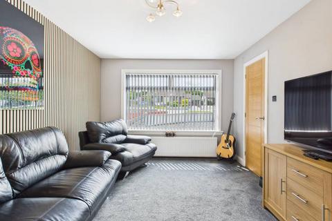 39 Aden Gardens, Mintlaw, Peterhead, AB42 5WD