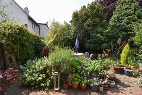 121 Belle Hill, Bexhill-on-sea, TN40 2AP