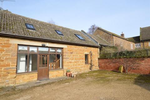 2 bedroom barn conversion to rent, Church Lane, Bugbrooke, NN7