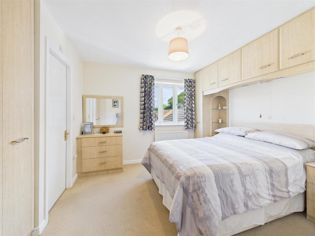 Bedroom: