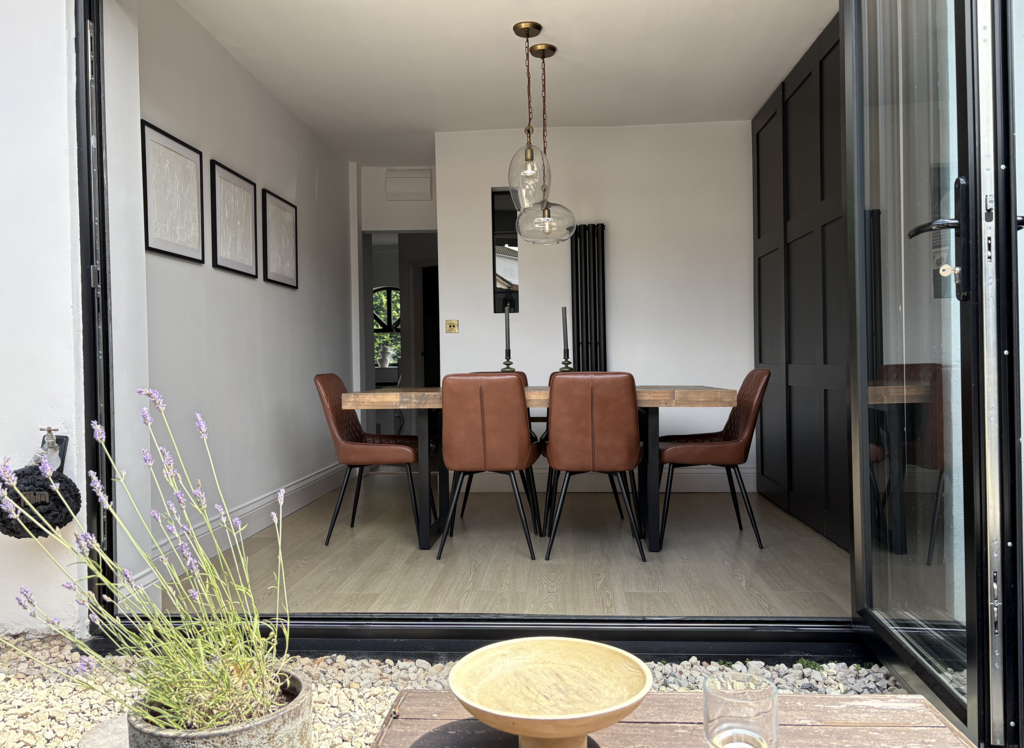 DIning Room 01