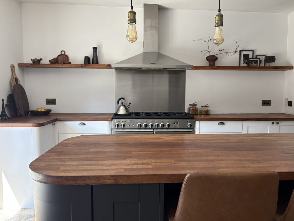 Kitchen 01