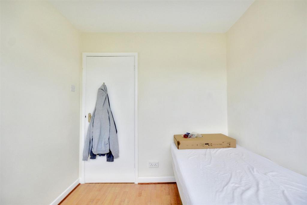 Bedroom 3 2.jpeg