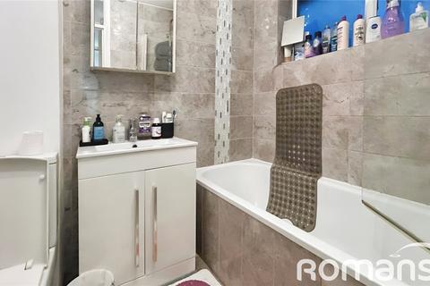 undefined, Perry Close, Uxbridge