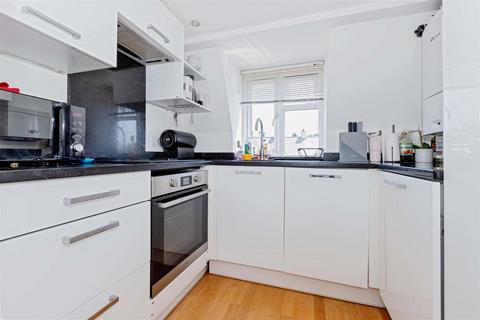 2 bedroom flat for sale, Goring Road, Goring-By-Sea