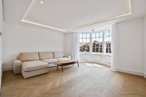 2 bedroom flat for sale, Eaton House, 39-40 Upper Grosvenor Street, Mayfair, London