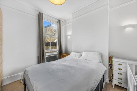 2 bedroom flat for sale, Tunley Road, London
