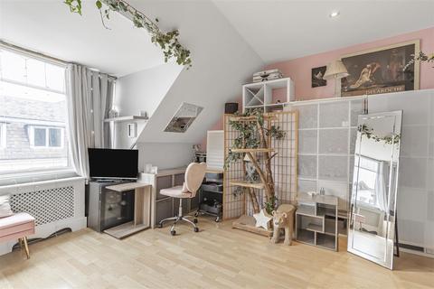 2 bedroom flat for sale, Upper Richmond Road West, East Sheen, SW14