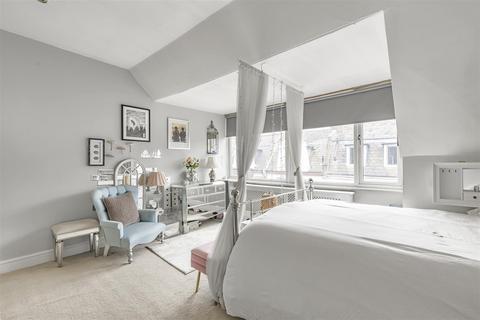 2 bedroom flat for sale, Upper Richmond Road West, East Sheen, SW14