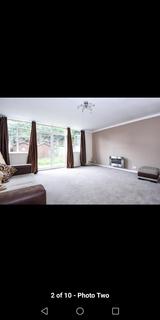 3 bedroom terraced house to rent, Gleneagles Close, Staines-upon-Thames, Surrey, TW19