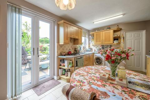 3 bedroom semi-detached house for sale, Cornwall Road, Wollaston, Stourbridge, DY8 4TE