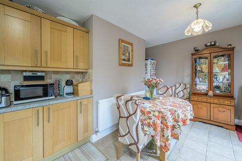 3 bedroom semi-detached house for sale, Cornwall Road, Wollaston, Stourbridge, DY8 4TE
