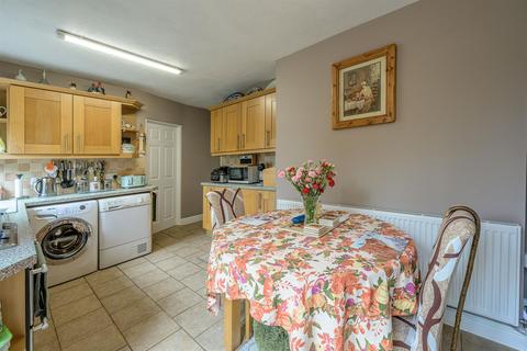 3 bedroom semi-detached house for sale, Cornwall Road, Wollaston, Stourbridge, DY8 4TE