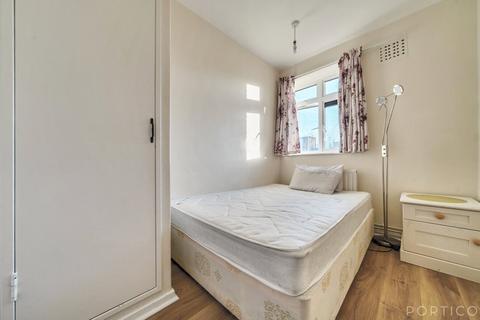 3 bedroom property for sale, Lordship Lane, London