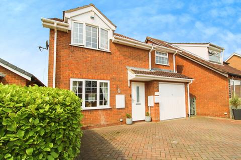 14 Fortuna Way, Grimsby, DN37 9SL