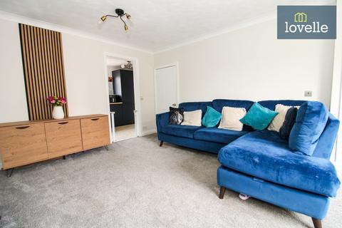 14 Fortuna Way, Grimsby, DN37 9SL