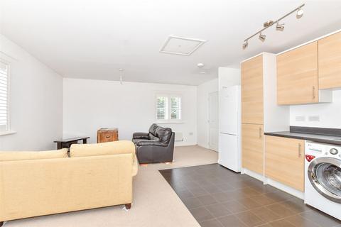 2 bedroom flat for sale, The Halt, Hambrook, Chichester, West Sussex