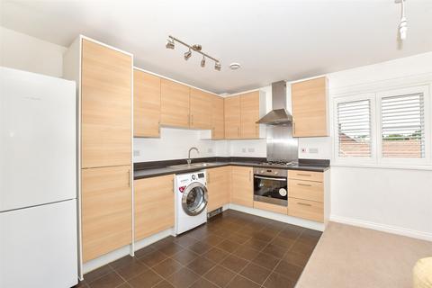 2 bedroom flat for sale, The Halt, Hambrook, Chichester, West Sussex