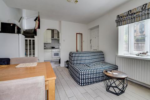 1, Shire Court Dellfield, St Albans, AL1 5UQ