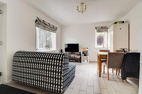 1, Shire Court Dellfield, St Albans, AL1 5UQ