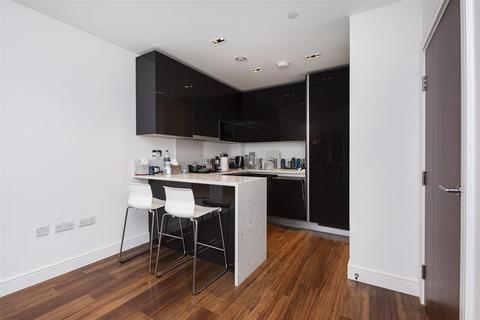1 bedroom apartment for sale, Dickens Yard, Ealing W5