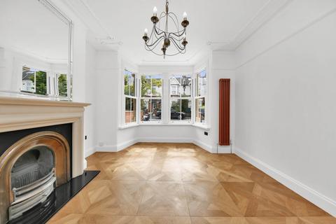 179 Twickenham Road, London, E11 4BQ